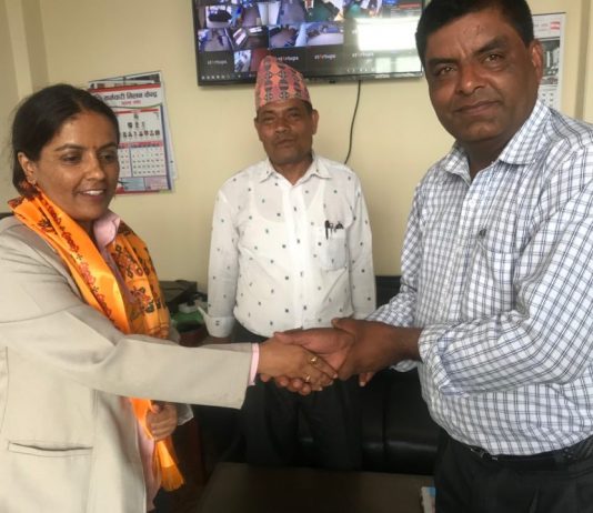 सत्ता र शक्तिको प्रभावमा नपरी निष्पक्ष कार्यसम्पादन गर्न प्रजिअ घिमिरेलाई निजामति कर्मचारी युनियन संघको आग्रह
