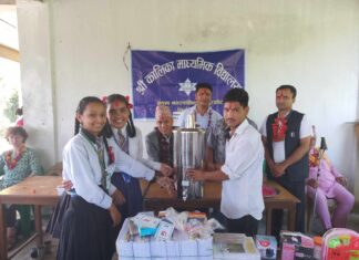 कालिका मावि खुर्कोटका २१ जना विद्यार्थीले पाए एकलाख ७५ हजारको शैक्षिक सामग्री