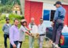 पशुसेवा कार्यालयद्वारा मत्स्यपालक कृषकलाई माछाका भुरा वितरण