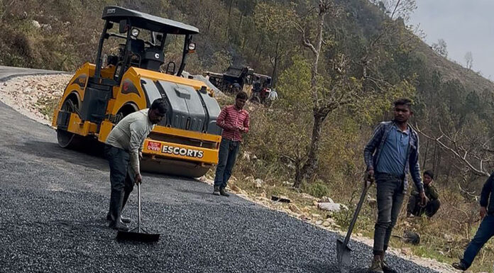कुश्माको छिपछिपे–कोटगाउँ–खुर्काेट सडक कालोपत्रे