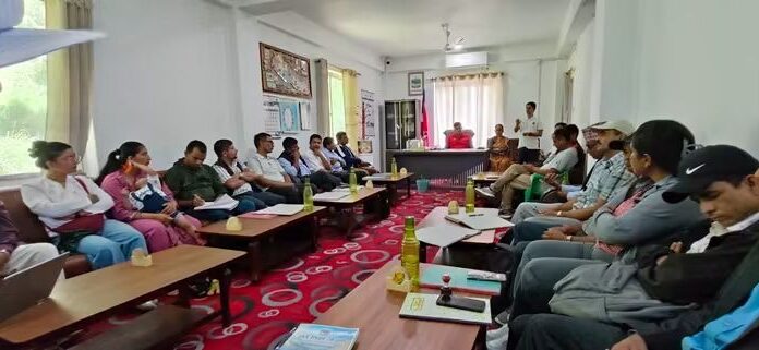 सामुदायिक विद्यालयहरूलाई प्रविधिमैत्री बनाउन मोदी गाउँपालिकाद्वारा ५२ वटा स्मार्ट बोर्ड हस्तान्तरण