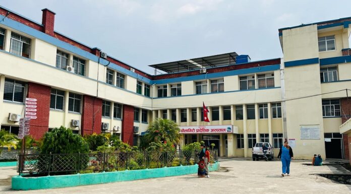 धौलागिरि प्रादेशिक अस्पतालद्वारा सबै गर्भवतीलाई एक पटककालागि निशुल्क भिडियो एक्सरे सेवा