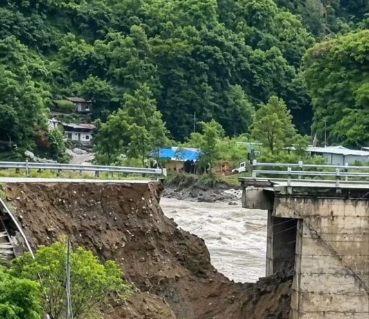 मध्यपहाडी लोकमार्ग अवरुद्ध हुँदा सर्वसाधारणलाई निकै सास्ती